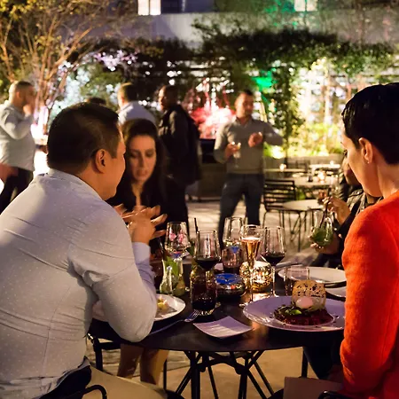 Novotel Les Halles Hotel Parigi