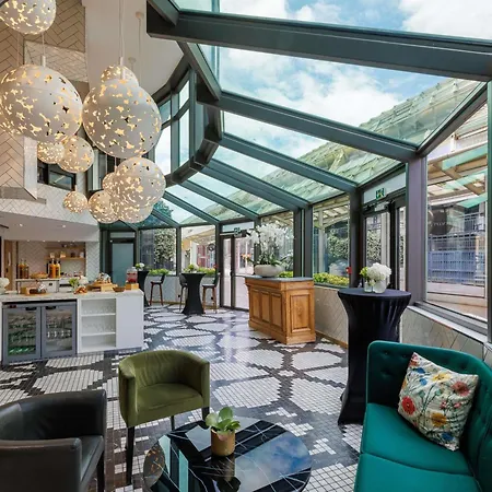 Novotel Les Halles Hotel
