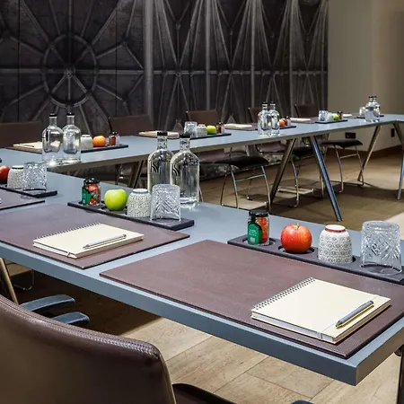 Novotel Les Halles Hotel 4*