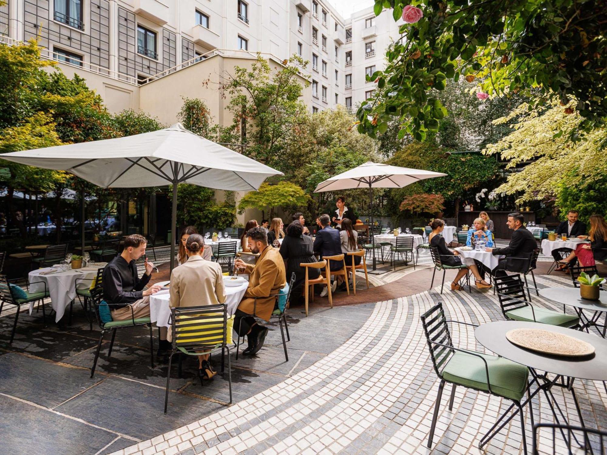 Novotel Les Halles Hotel 4*